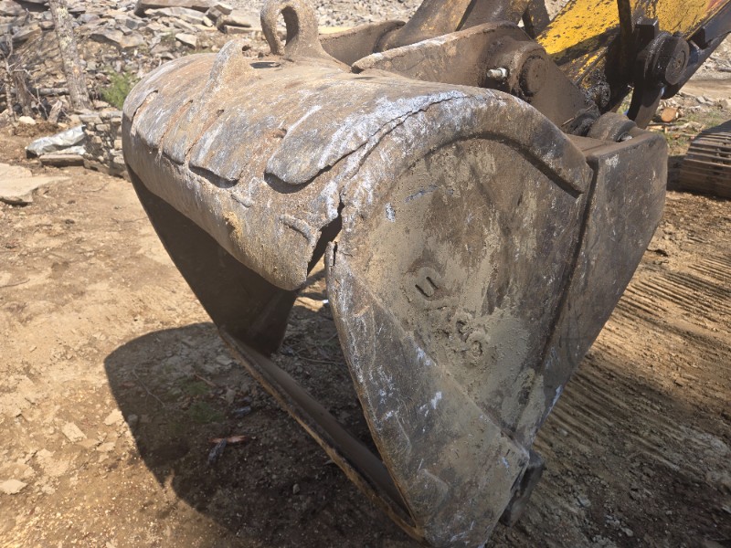 2004 Komatsu PC200LC Excavator - Image 7