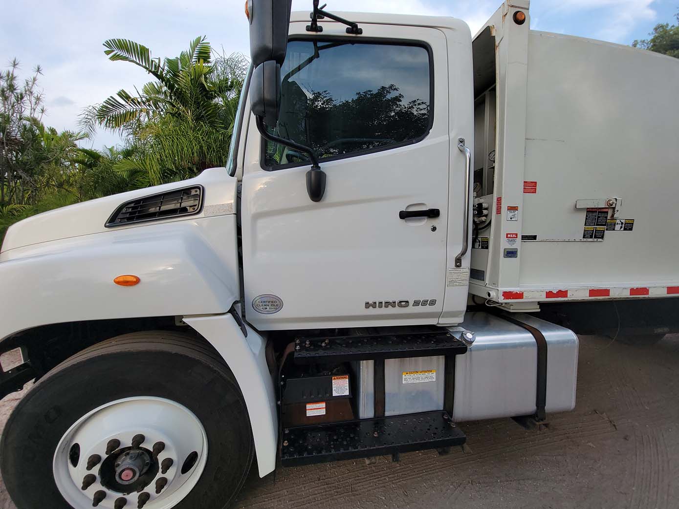 2020 Hino 268A Garbage Truck - Image 2