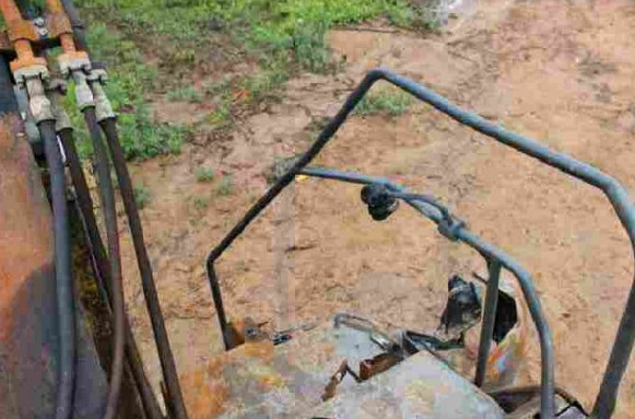 2018 Komatsu PC238USLC Excavator - Image 23