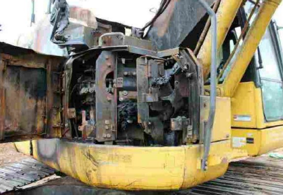 2018 Komatsu PC238USLC Excavator - Image 7