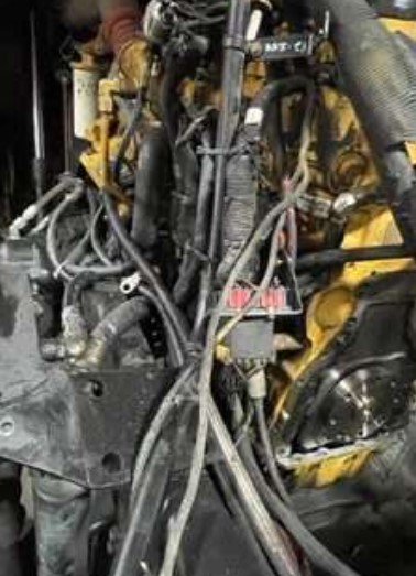 2006 Pierce Custom Contender Fire Truck - Image 17