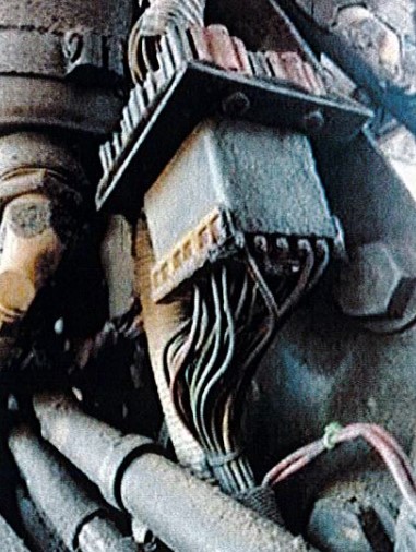 2006 Pierce Custom Contender Fire Truck - Image 5