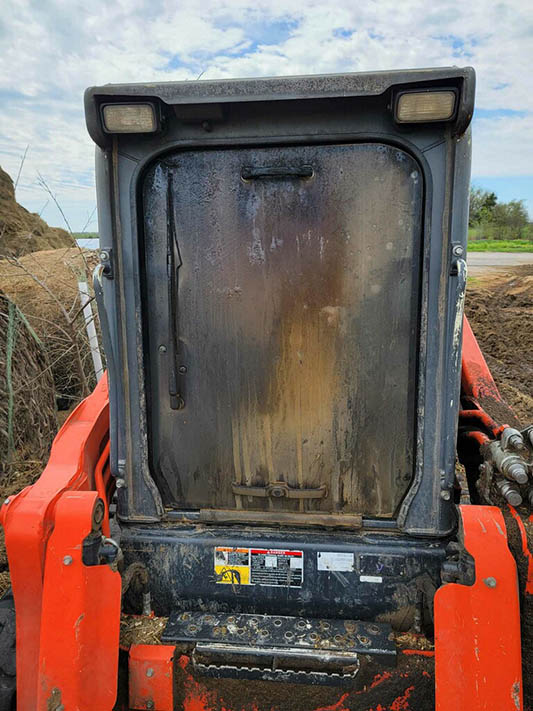 2017 Kubota SVL95-2S Skid Steer - Image 3