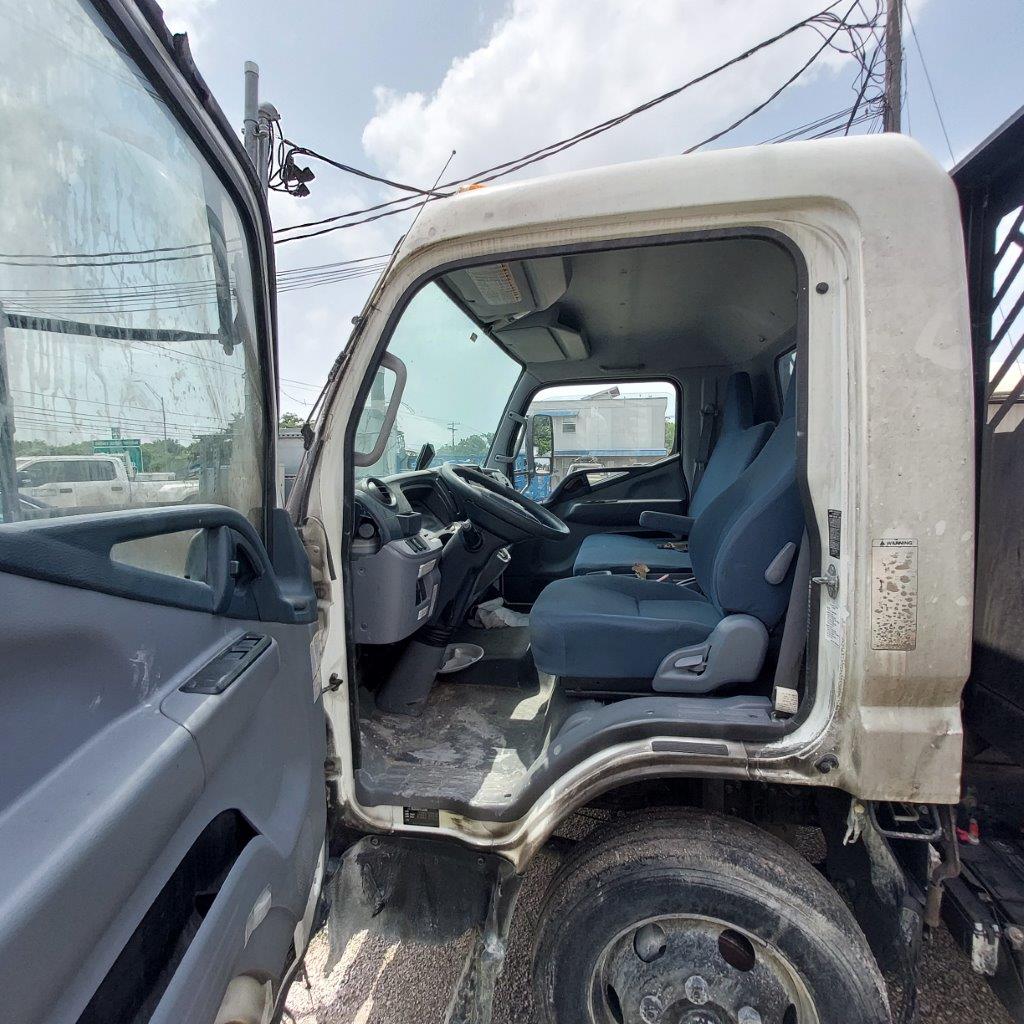 2017 Mitsubishi Fuso FE160 - Image 7