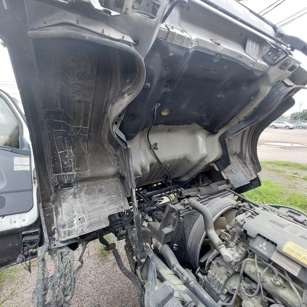 2017 Mitsubishi Fuso FE160 - Image 9