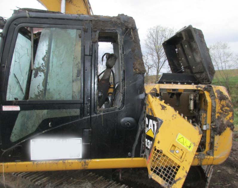 2016 Caterpillar 313F Excavator - Image 10
