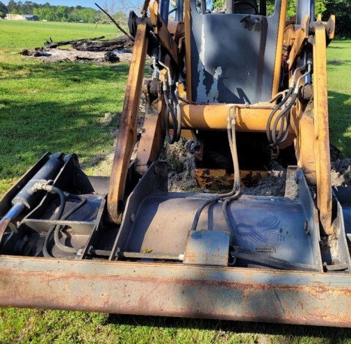 2013 Case 580N Backhoe - Image 5