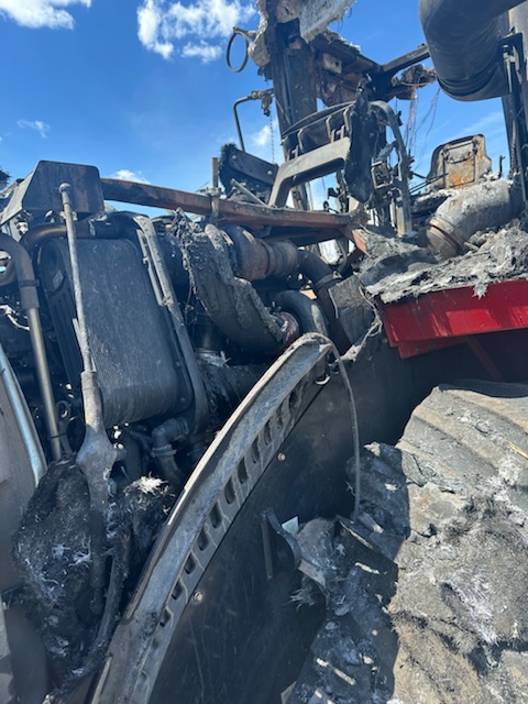 2019 CASE IH 620 Quad Tractor - Image 4