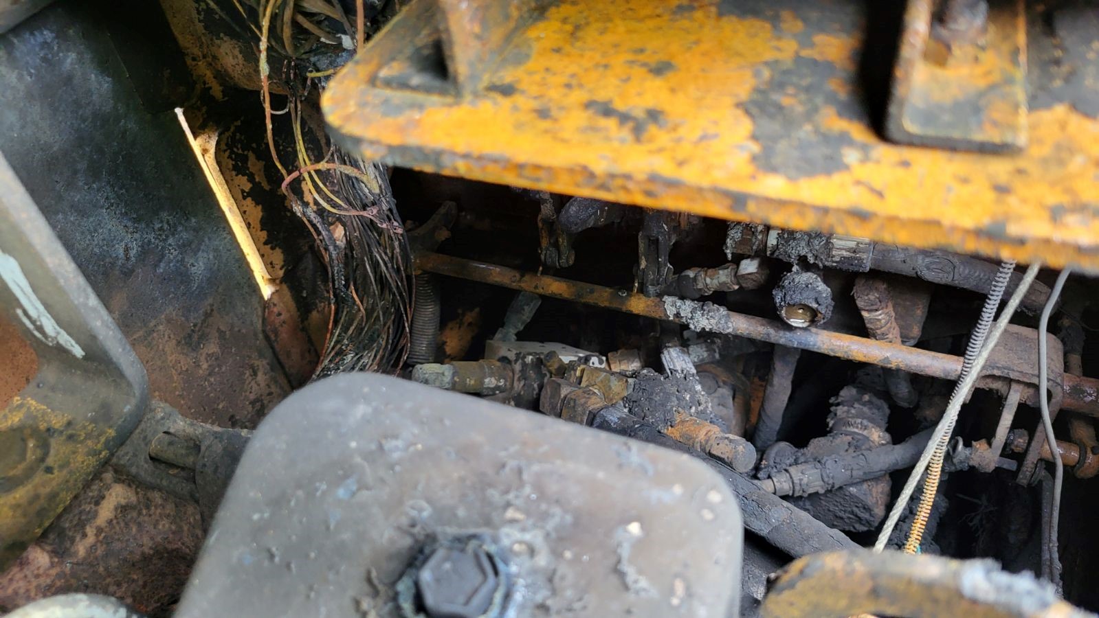 2001 Case 550 Bulldozer - Image 3