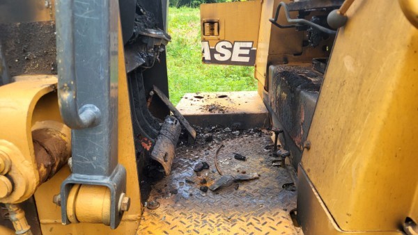 2001 Case 550 Bulldozer - Image 9