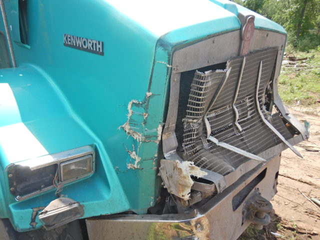 2007 Kenworth T800 Dump Truck - Image 6