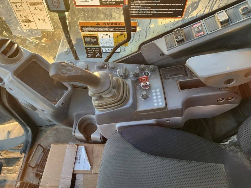 2015 John Deere 85G Excavator - Image 24