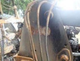 2003 John Deere 6415 Tractor - Image 11