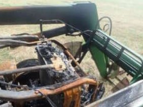 2003 John Deere 6415 Tractor - Image 9