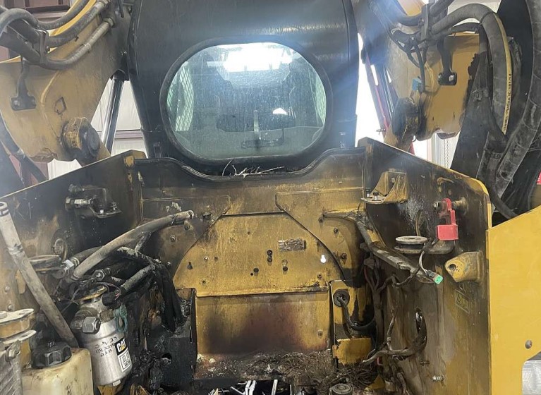2013 Caterpillar 299D Compact Track Loader - Image 13