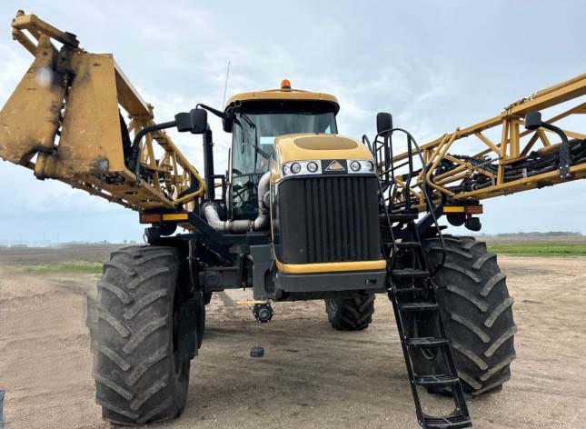 2014 Rogator RG1100 T120 Sprayer - Image 7