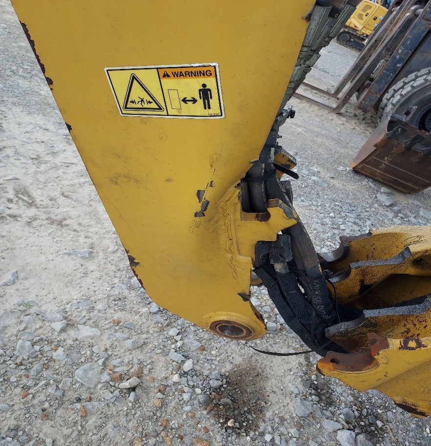 2018 Caterpillar 420F2 Backhoe - Image 7