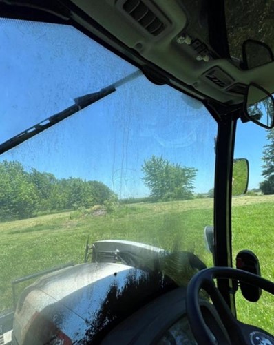 2022 Bobcat CT2540 Tractor - Image 15