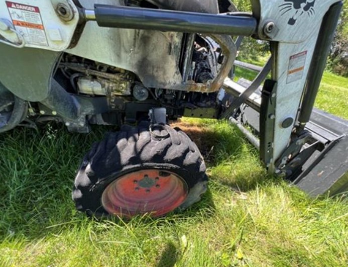 2022 Bobcat CT2540 Tractor - Image 9