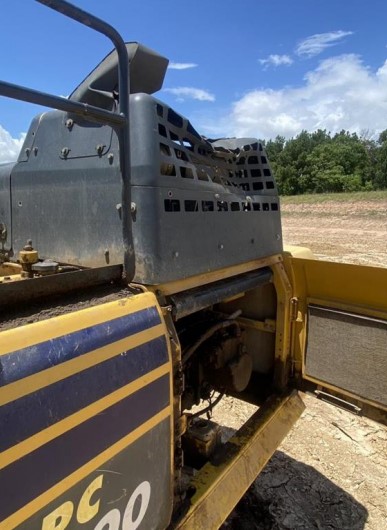2016 Komatsu PC490LC-11 Excavator - Image 23