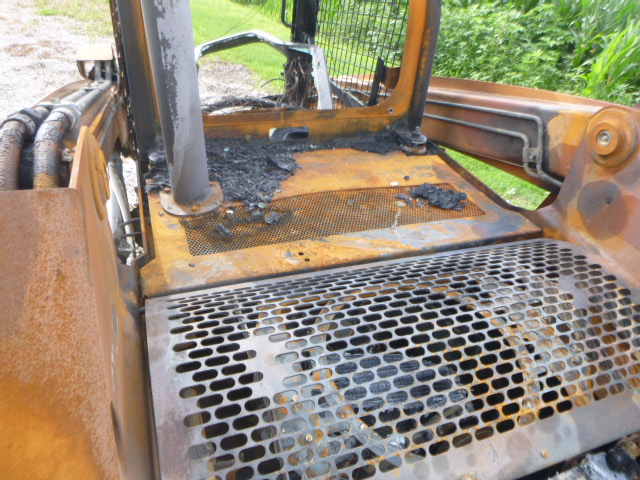 2012 CASE SR250 Skid Steer - Image 7