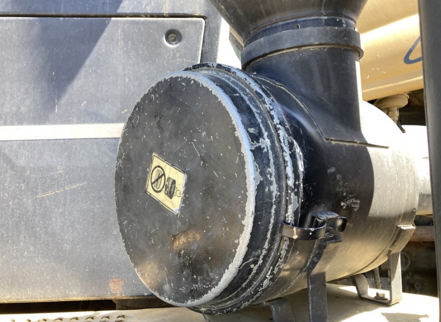 1998 Caterpillar Challenger 85E Track Tractor - Image 17