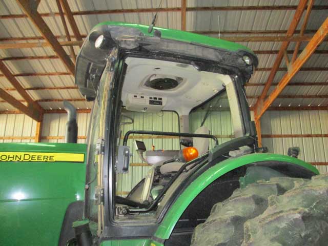 2011 John Deere 8235R Tractor - Image 7