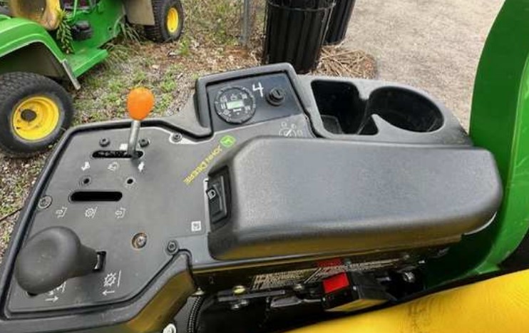 2023 John Deere 2550 Mower - Image 4