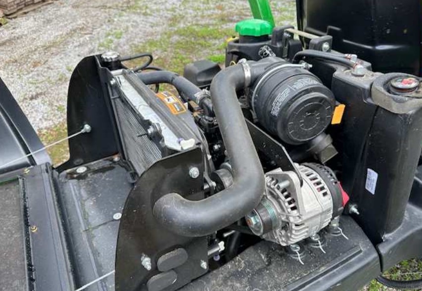 2023 John Deere 2550 Mower - Image 11