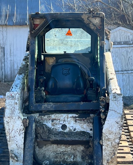 2009 Bobcat T320 Compact Track Loader - Image 2