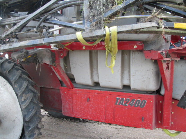 2024 Unverferth Top Air TA2400 Sprayer - Image 10
