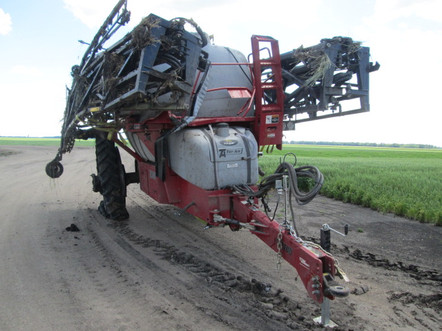 2024 Unverferth Top Air TA2400 Sprayer - Image 2