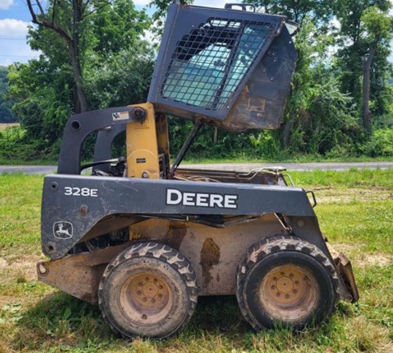 2014 John Deere 328E Skid Steer - Image 16