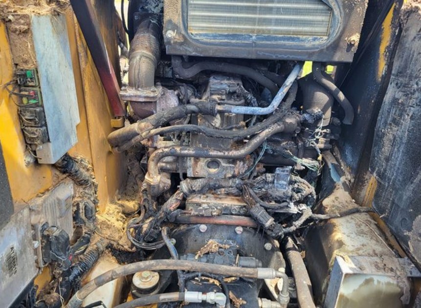 2014 John Deere 328E Skid Steer - Image 3