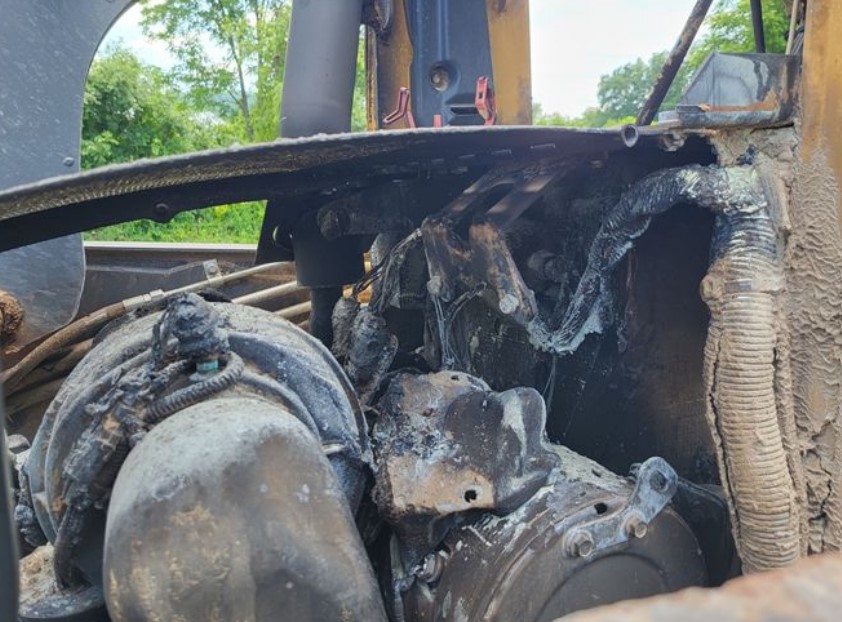 2014 John Deere 328E Skid Steer - Image 5