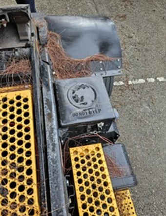 2022 Kalmar Ottawa T2 4×2 Terminal Tractor - Image 10