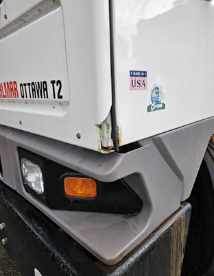 2022 Kalmar Ottawa T2 4×2 Terminal Tractor - Image 17