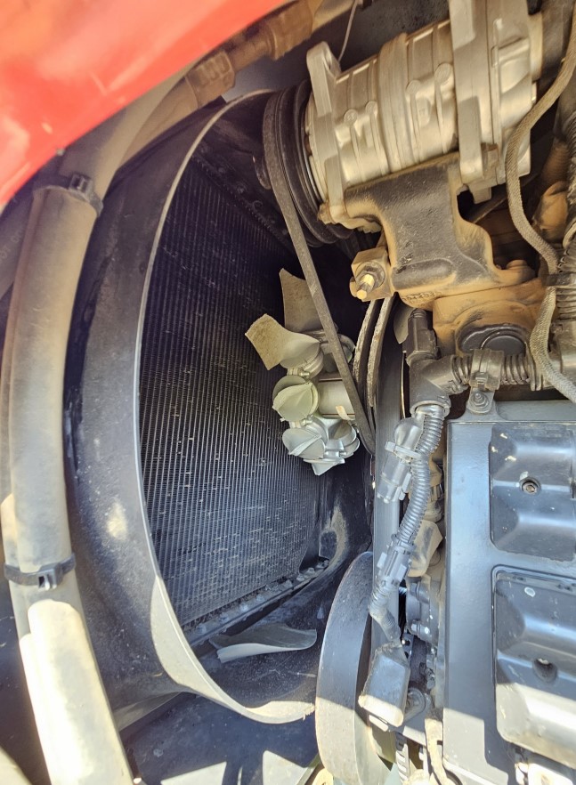 2008 Apache AS1010 Sprayer - Image 3