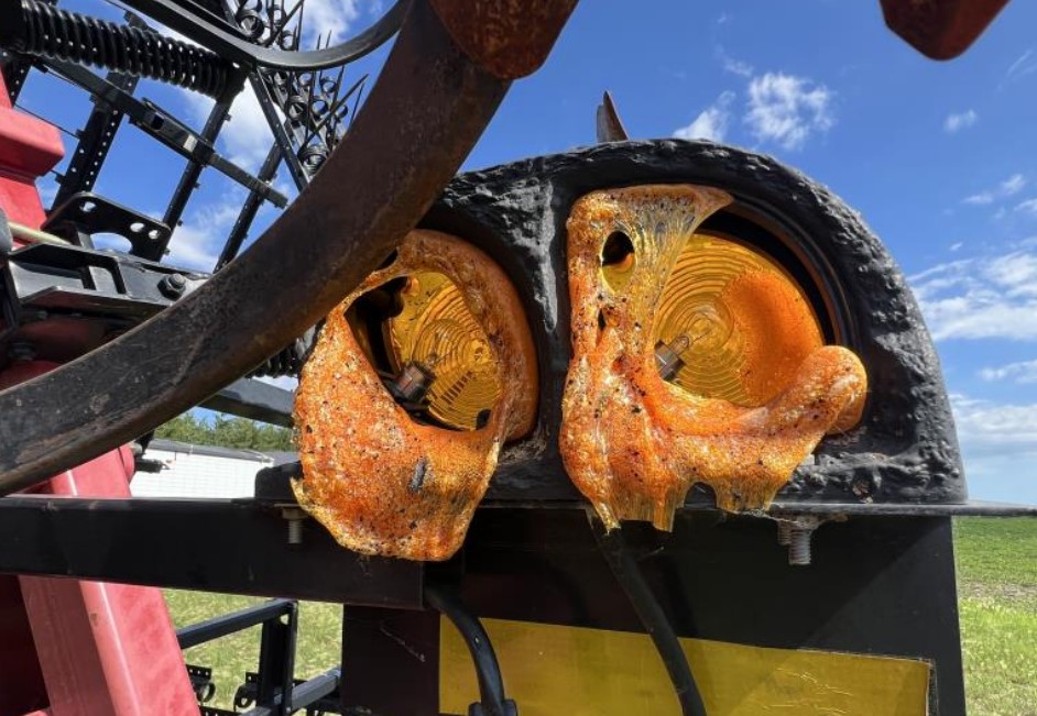 2012 CASE IH Tigermate 200 Field Cultivator - Image 11