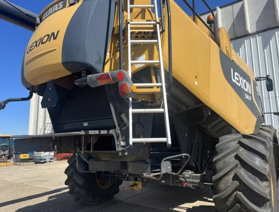 2010 Lexion 580R Combine - Image 7