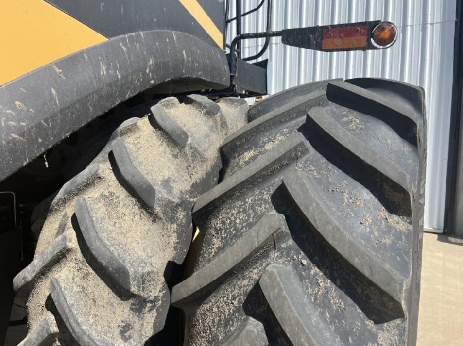 2010 Lexion 580R Combine - Image 9