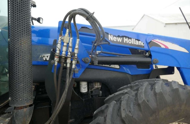 2006 New Holland TS115A Tractor - Image 11
