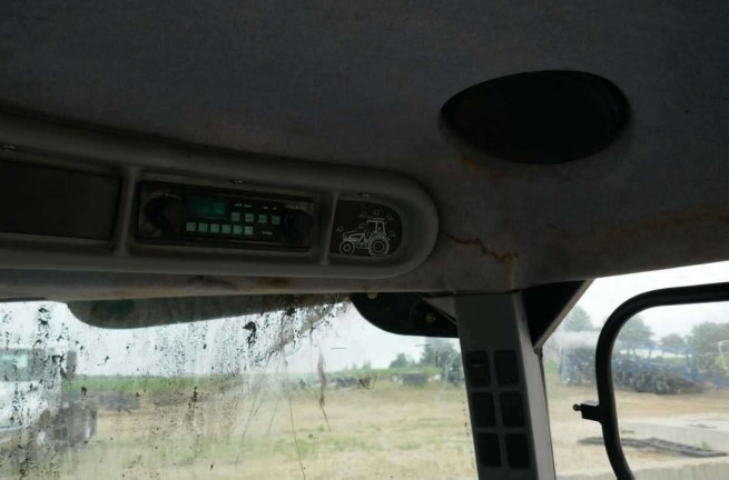 2006 New Holland TS115A Tractor - Image 14