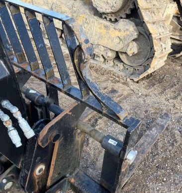 2017 Caterpillar TL642D Skytrack Telehandler - Image 11