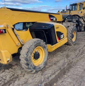 2017 Caterpillar TL642D Skytrack Telehandler - Image 3