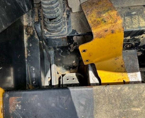 2007 John Deere CT332 Skid Steer - Image 14