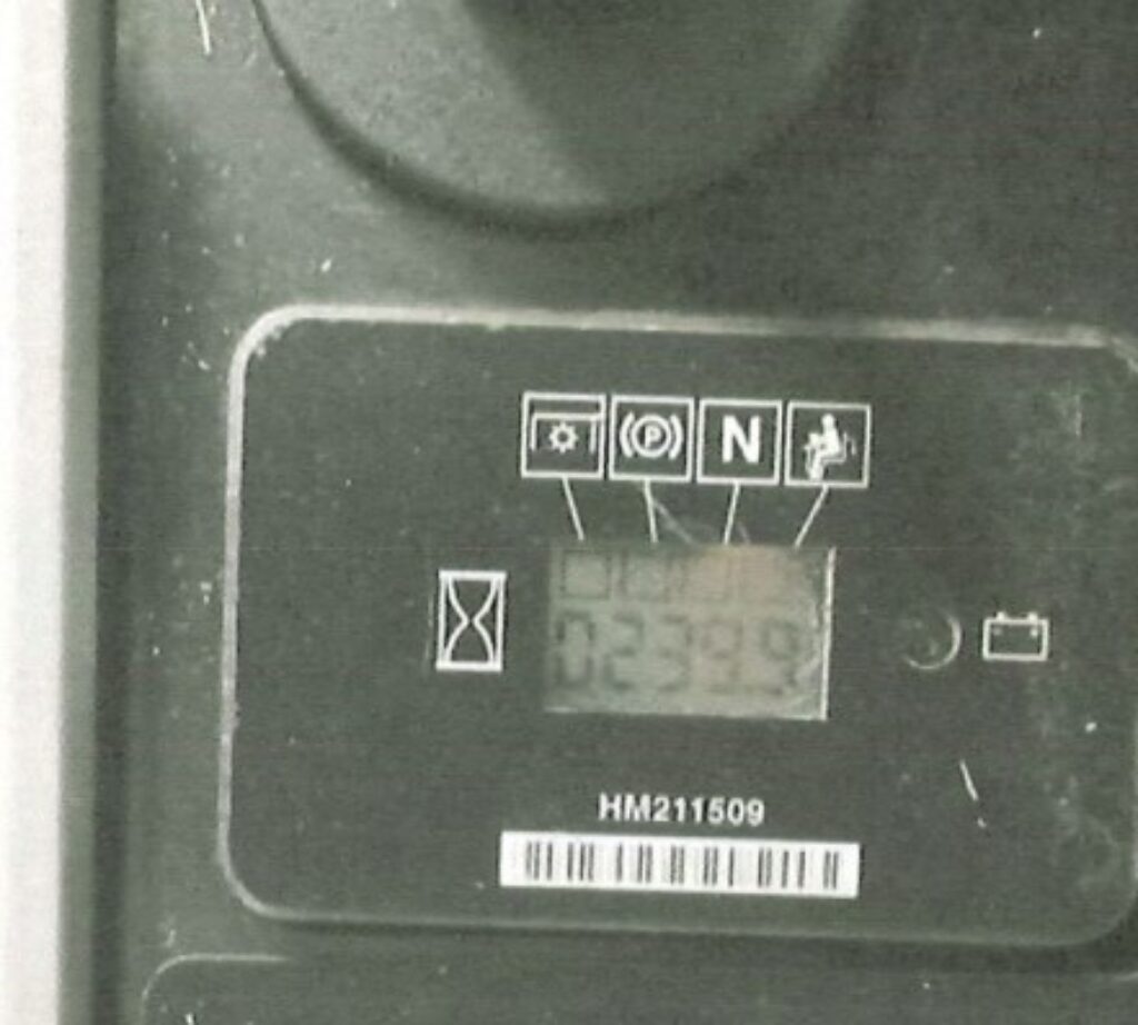 [Auction] 2017 ExMark Radius Lawn Mower CAG