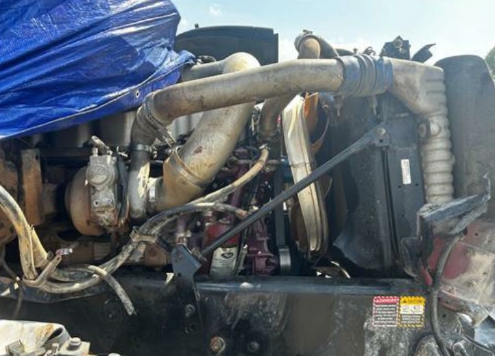 2007 Mack Dump Truck - Image 8