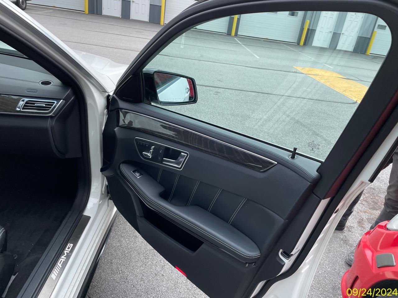 2014 Mercedes Benz E63S AMG - Image 5