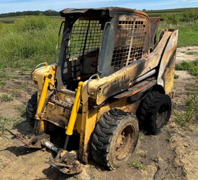 Gehl 4840E Skid Steer - Image 2
